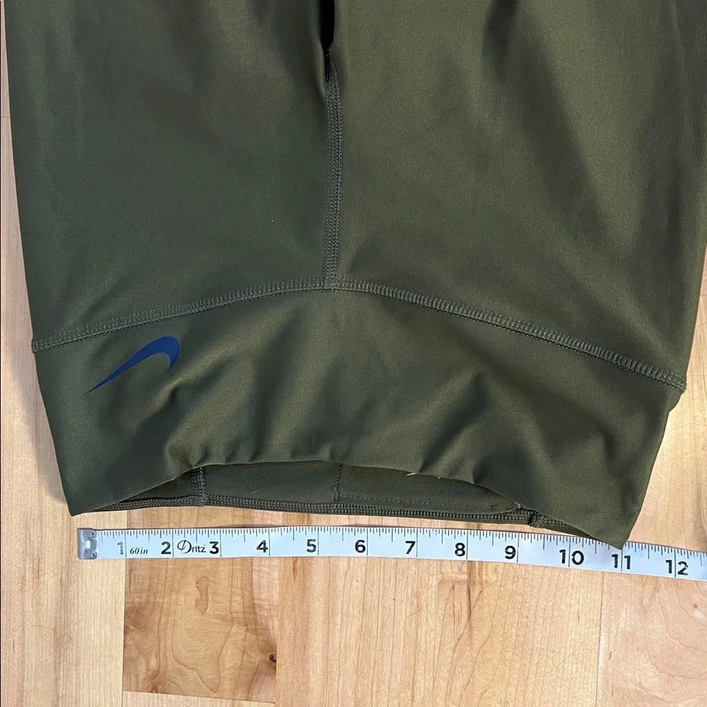 Nike Dri Fit Women's Olive, Navy, and Gray Leggings Size XS